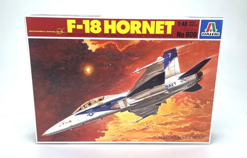 Lot 3592 *Italeri 809  F-18 Hornet Single or Two Seat CH-Decals  1:48 Bausatz