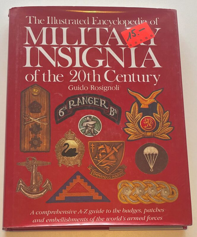 Buch B-1393 *The Illustrated Encyclopedia of Military Insignia of the 20th Century