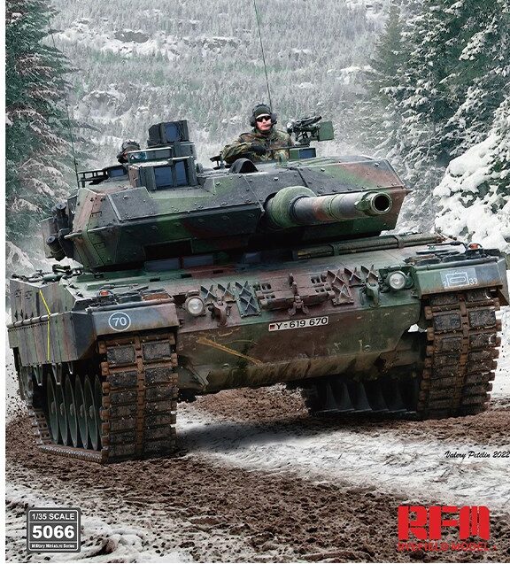 Rye Field Model RFM5066 Leopard 2 A6 Main Battle Tank with FULL INTERIOR