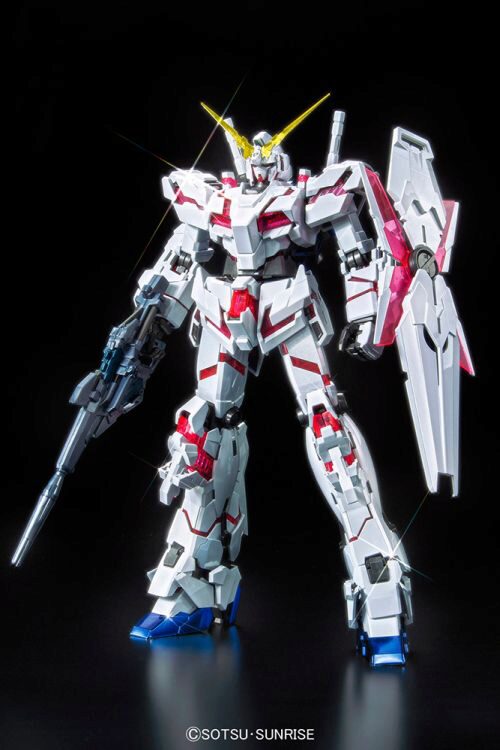 BANDAI 52956 1/100 MG Gundam Unicorn Red/Grn F Titan