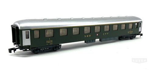 Lima 6611 *SBB Personenwagen 1.Klasse grün