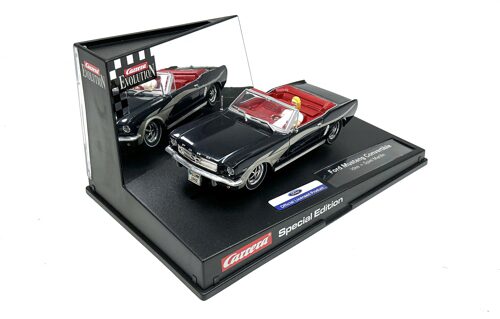 Carrera 25791 *Ford Mustang Convertible Marilin  1:32
