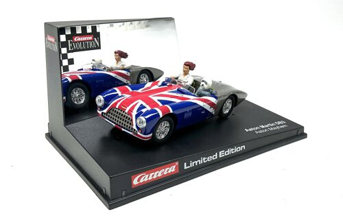 Carrera 25442 *Aston Martin DB 3 Mayhem  LIMITED blau / rot mit Hund  1:32  anderes Bild  ohne Schraube