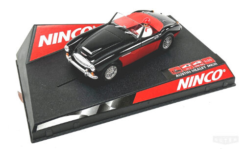 Ninco 50264 *Slocar Austin Healey MKIII Roadster schwarz 1:32