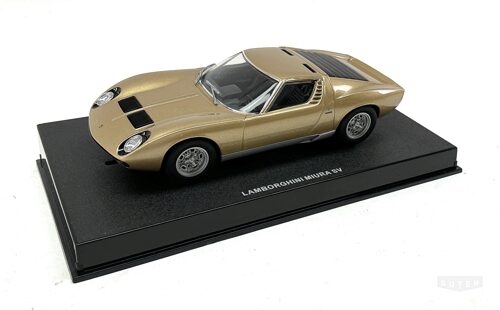 Autoart 97226 *Slotcar Lambroghini Miura SV  1:32
