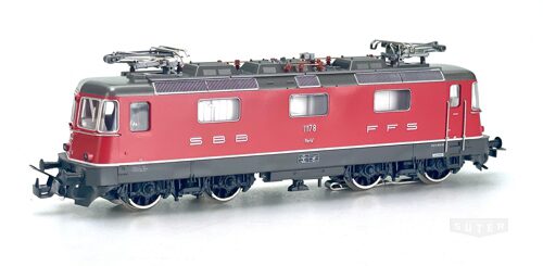 Fleischmann 1142 *SBB E-Lok Re 4/4 II  11178  rot