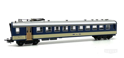 HAG 467 *BLS Speisewagen blau/crème