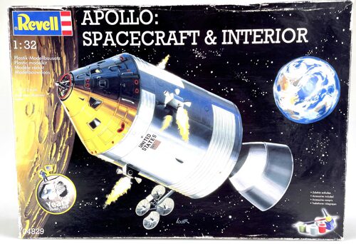 Revell 04829 *Apollo Raumschiff & Interieur 1:32