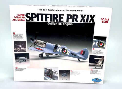 Lot 3377 *Casadio Spitfire PR XIX Griffon 65 engine  1:48 Bausatz