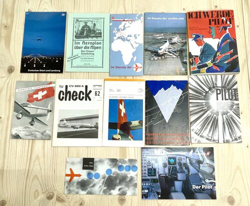 Lot 4728 *Aviatik Konvolut Broschüren, Hefte + Bücher  12tlg