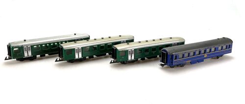 Lot 9001 *Spur Wesa  Konvolut  Personenwagen 4tlg