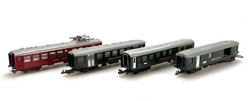 Lot 9010 *Spur Wesa  Konvolut  Personenwagen 4tlg