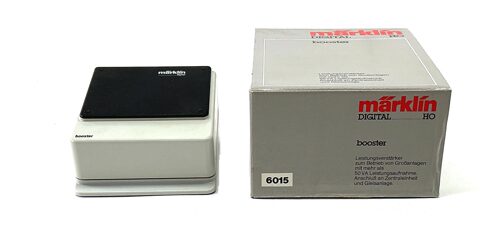 Lot 11542 *Digital Märklin Booster  6015