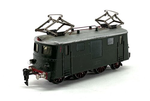 Lot 11581 *Spur 0 Resal  E-Lok