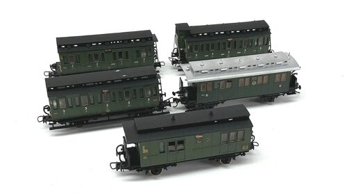 Lot 9729 *Spur H0 Konvolut Personenwagen 5tlg