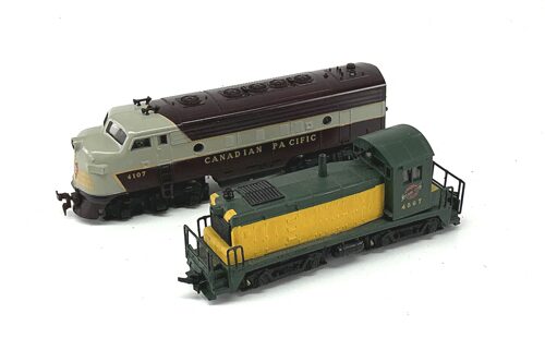 Lot 9735 *Spur H0 Konvolut Lokomotiven DC 2tlg