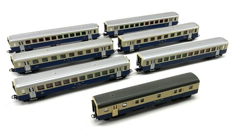 Lot 9948 *Spur H0 Konvolut HAG + Lima BLS Personenwagen  7tlg