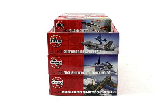 Lot 9997 *Bausatz Konvolut  1:72 Flugzeuge  4tlg