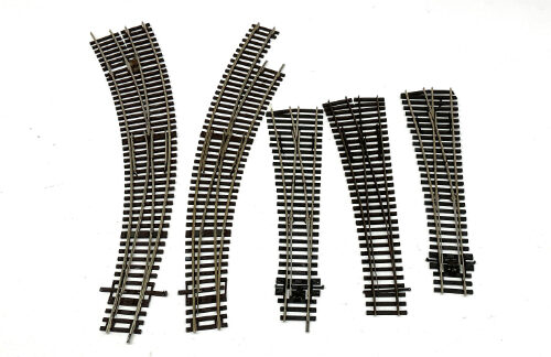 Lot 10665 *Spur H0 Konvolut Peco Weichen 5tlg