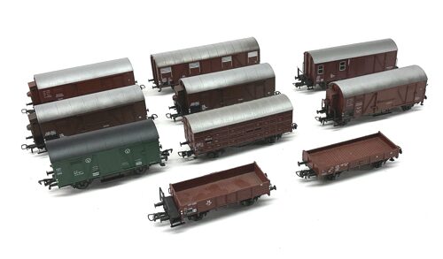 Lot 10700 *Spur H0 Konvolut Güterwagen 10tlg