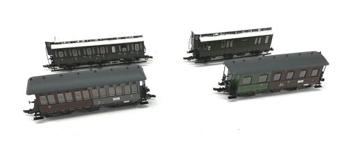 Lot 10762 *Spur H0 Konvolut Personenwagen 4tlg