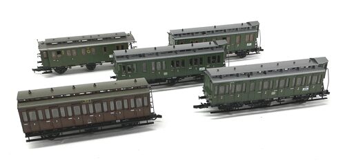 Lot 10765 *Spur H0 Konvolut Personenwagen 5tlg