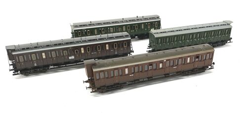 Lot 10766 *Spur H0 Konvolut Personenwagen 4tlg