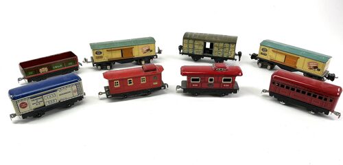 Lot 10800 *Spur 0 Konvolut US Güterwagen  Blech 8tlg