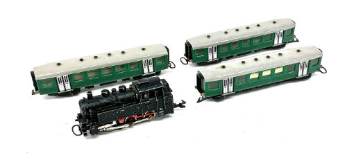 Lot 10856 *Wesa Konvolut Lok + Wagen 4tgl. Funktion nicht überprüft