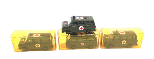 Lot 10903 *Spur H0 Konvolut Fahrzeuge 4tlg