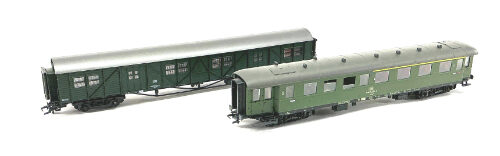 Lot 11046 *Spur H0 Konvolut Roco Personenwagen mit Originalverpackung 2tlg