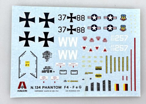 Italeri D134 *Decalbogen 1:72 Flugzeug Phantom  8x 11cm