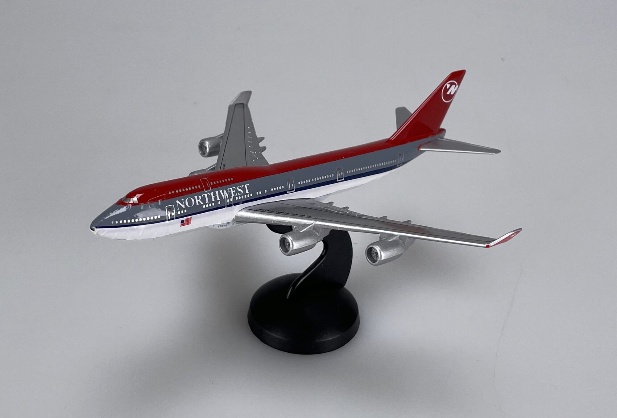 Schabak 821/37 Boeing 747-400 Northwests Airlines  1:500 Metalmodell