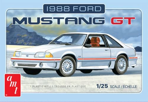 AMT 1216M 1988 Ford Mustang 2T