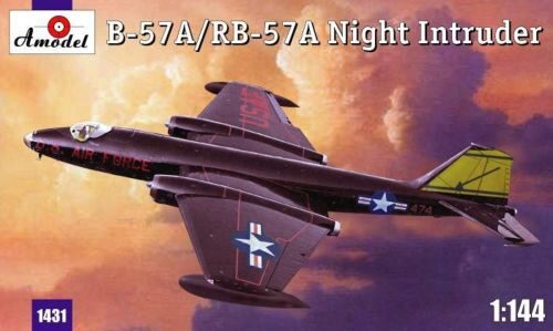 Amodel AMO1431 B-57A/ RB-57A Night intruder