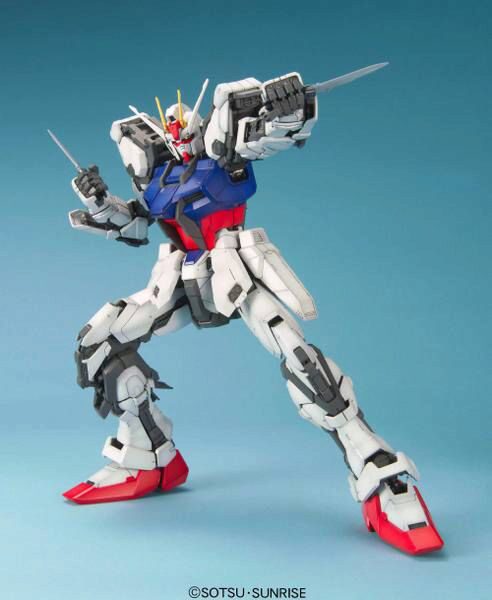 BANDAI 16134 1/60 PG Gundam Strike