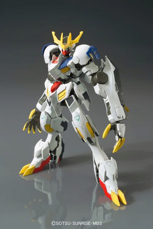 BANDAI 53741 1/144 HG Gundam lupus rex