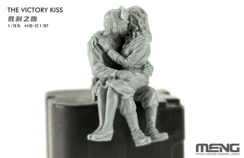 MENG-Model HS-013r The Victory Kiss (Resin)