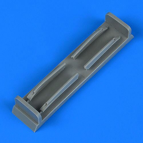 Quickboost QB72 633 Petlyakov Pe-2 exhaust - covered for Zvezda