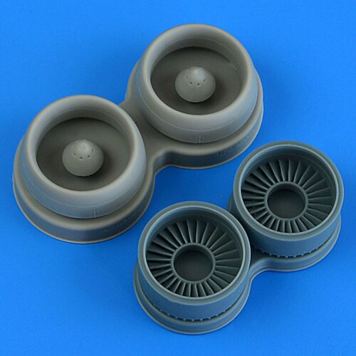 Quickboost QB72 709 A-10A/C Thunderbolt II correct fan blades