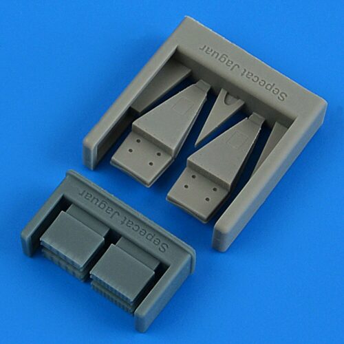 Quickboost QB49 171 Sepecat Jaguar GR.1/GR.1a chaff and flare dispensers