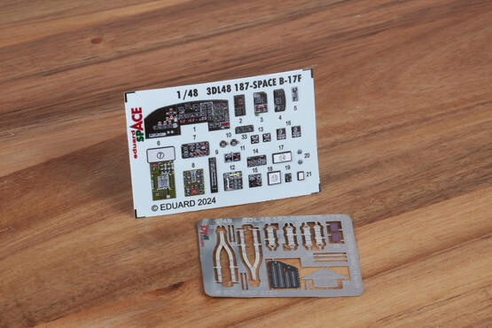 Eduard Accessories 3DL48187 B-17F SPACE 1/48
