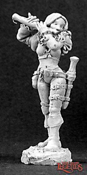 Reaper Miniatures 03080 Anwyn, Female Bard