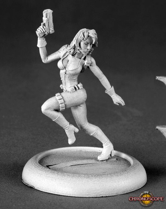 Reaper Miniatures 50149 Natalia, Female Secret Agent