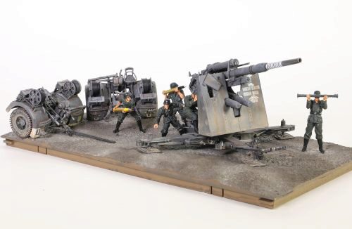 Forces of Valor FOV-801008A German Krupp Flak 36 w/ Flak 36 & sd 202 tow veh.