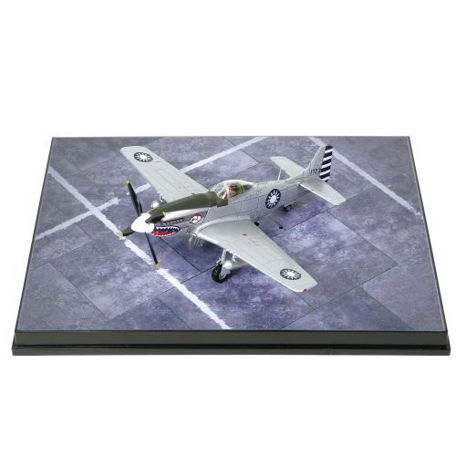 Forces of Valor FOV-812013E WW2 P-51D Mustang aircraft fighter