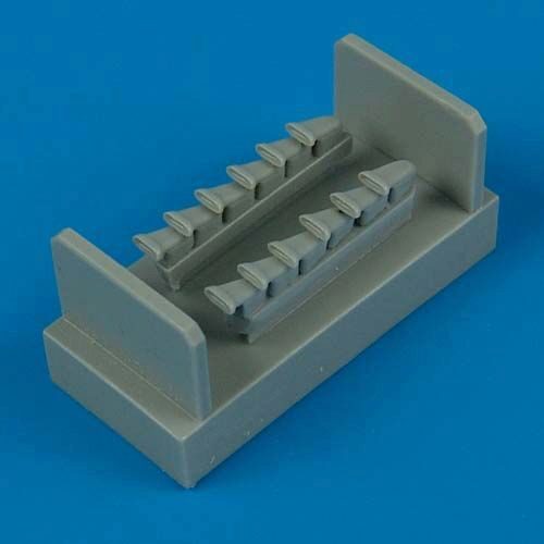 Quickboost QB72 255 Spitfire Mk.IX exhaust - fishtail (AIR)