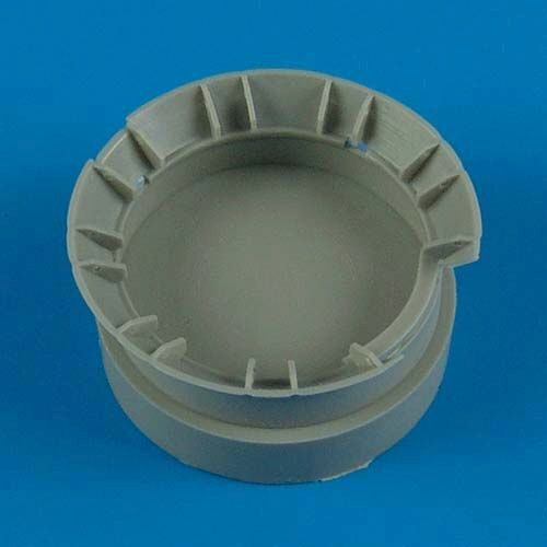 Quickboost QB72 320 F4U-1 Corsair engine cowling flaps (TAM)