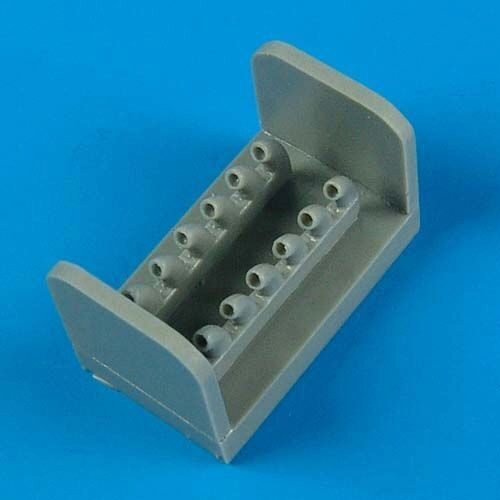 Quickboost QB72 361 Curtiss P-40B exhaust for Airfix