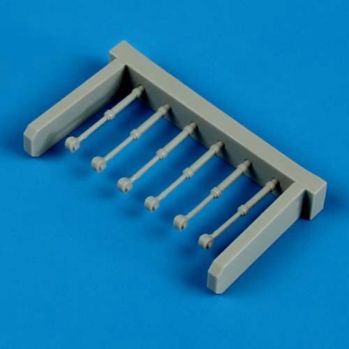 Quickboost QB72416 F-102A Delta Dagg. bomb bay cov. pistons